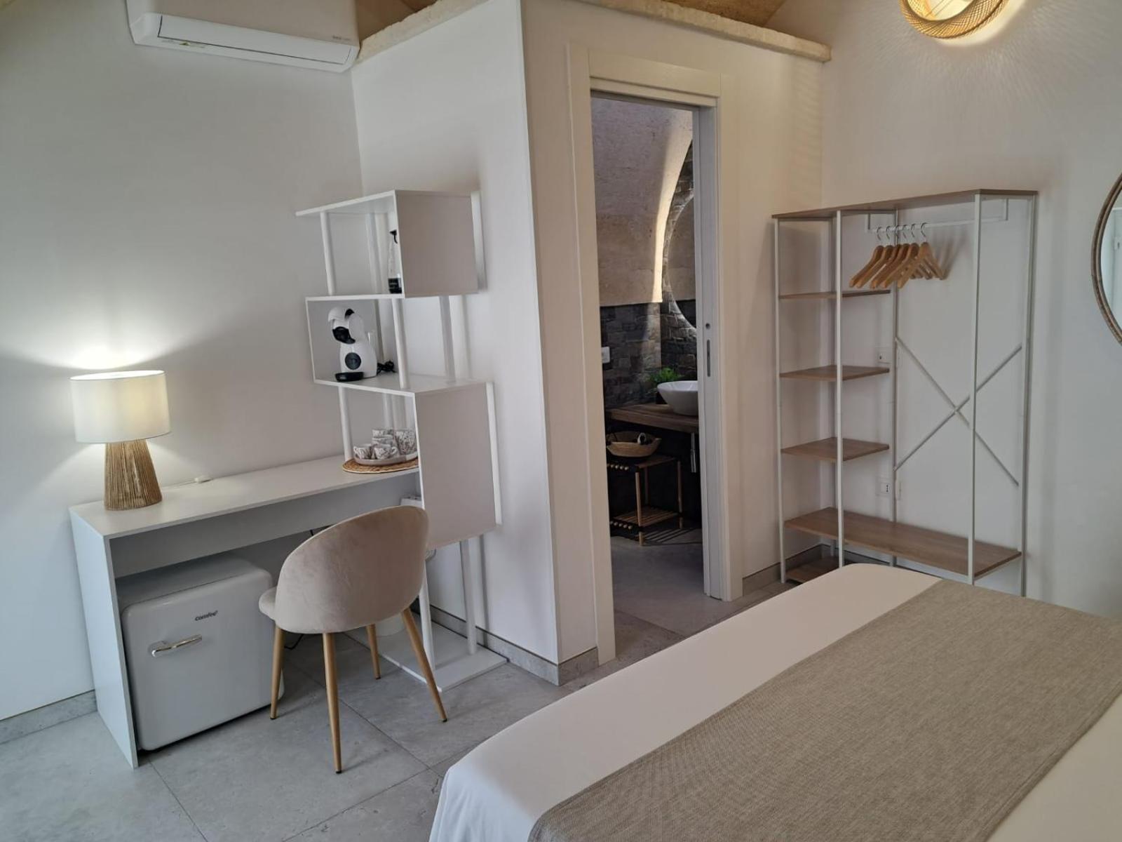 Mae Apulian Rooms Grottaglie Exteriör bild