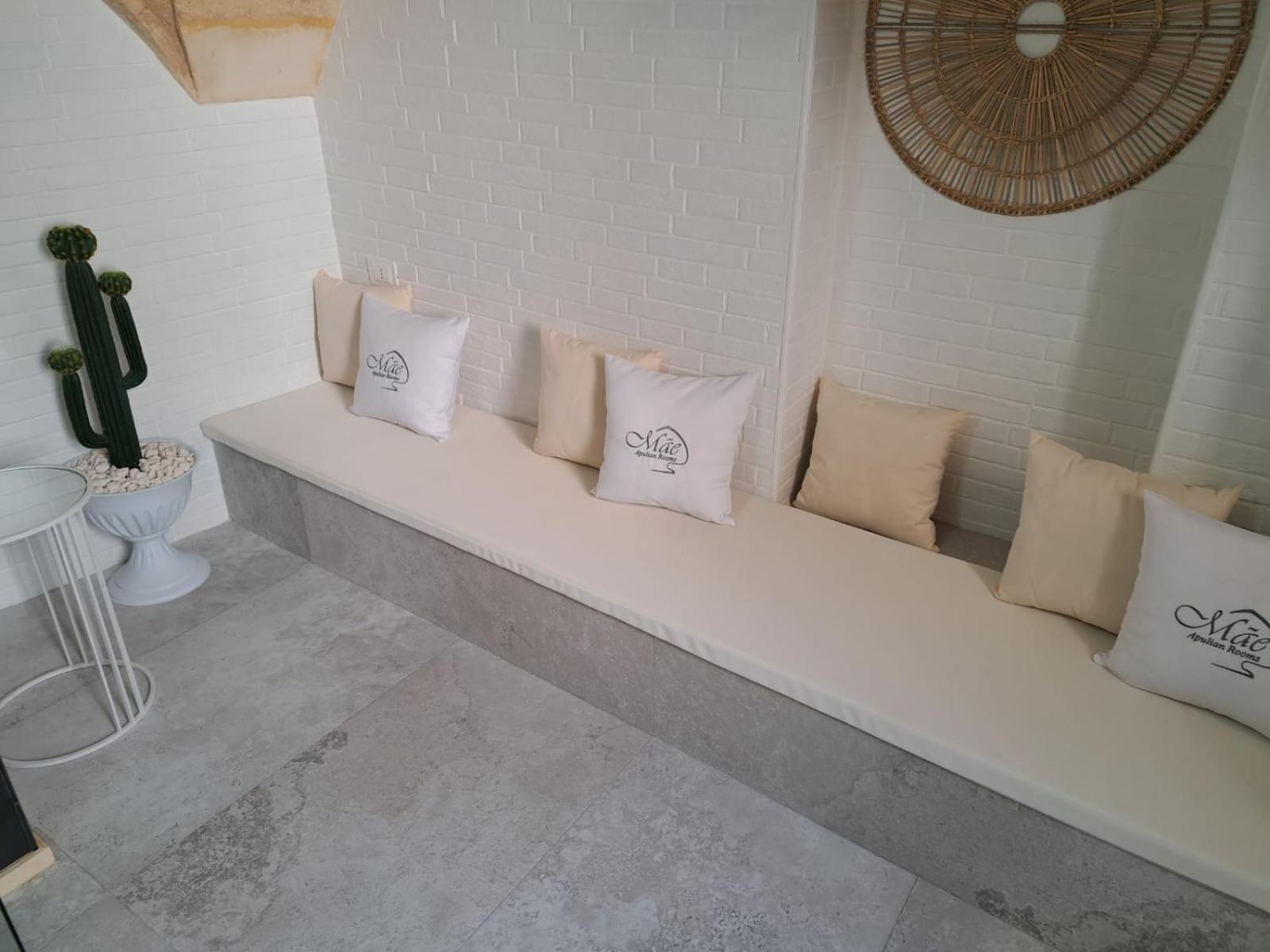 Mae Apulian Rooms Grottaglie Exteriör bild